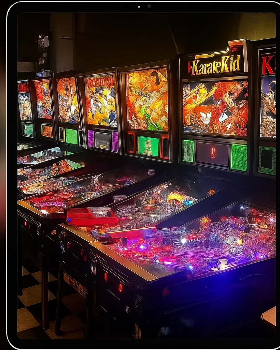 Arcade game leaderboard with real-time rankings to boost player engagements