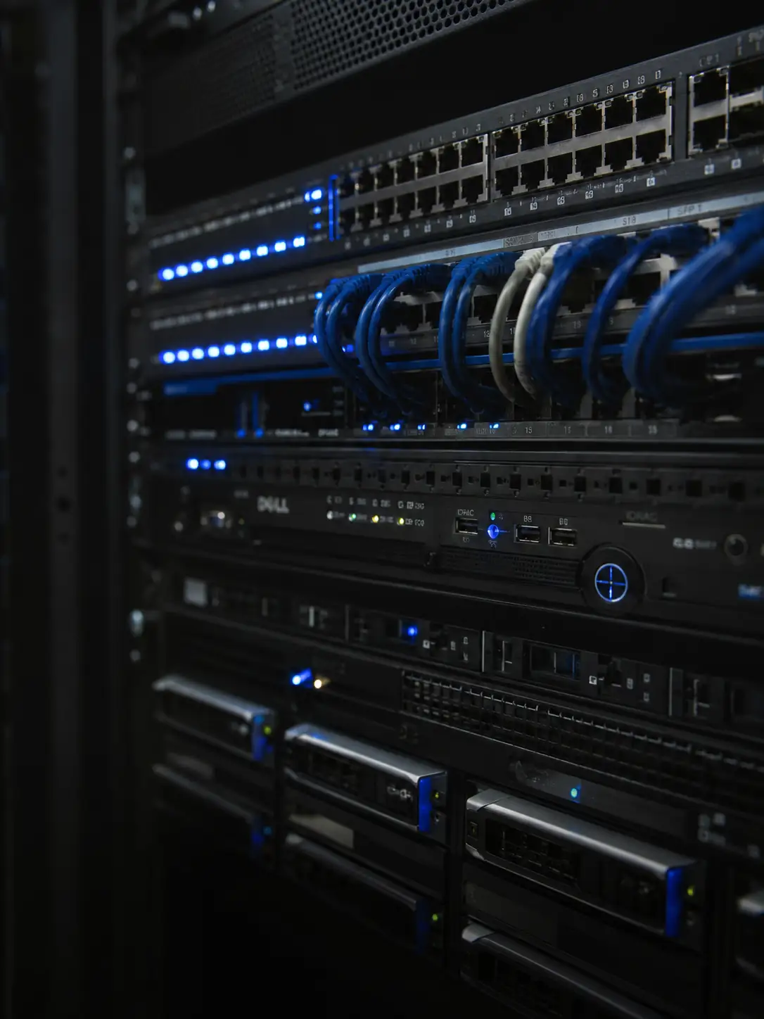 Layered IoT architecture for machine monitoring and real-time production data